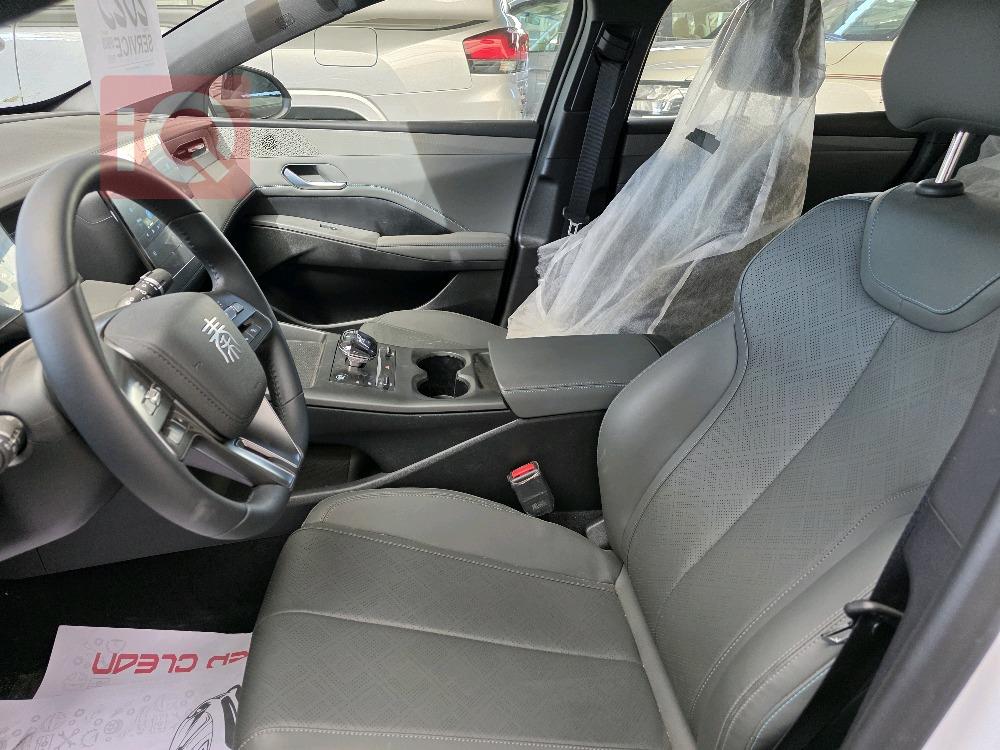 بي واي دي Qin Plus